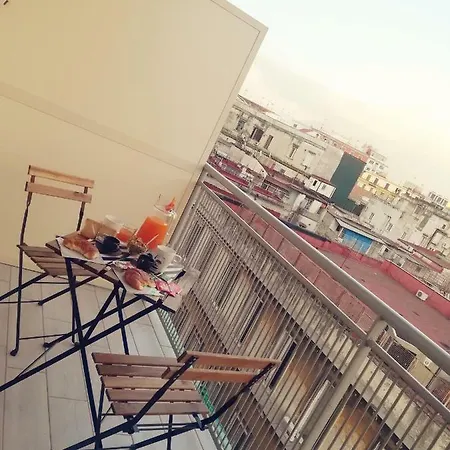Bed & Breakfast Neapolis Center 4*