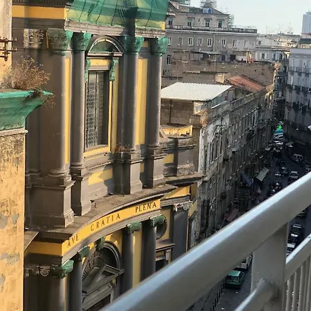 Bed and Breakfast Neapolis Center 4*