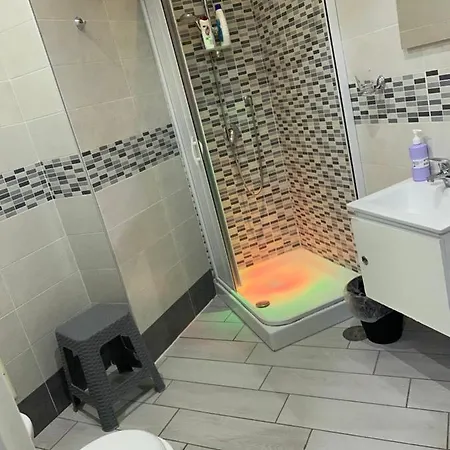 Neapolis Center 4* Naples