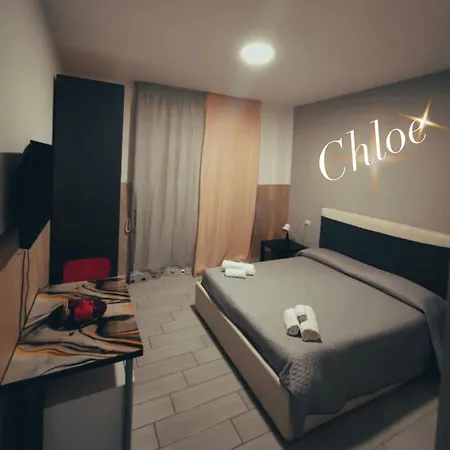 Couette-café Neapolis Center