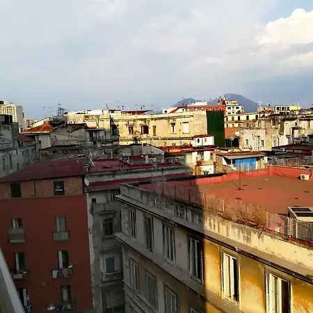 Couette-café Neapolis Center Naples