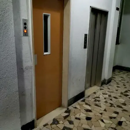 Neapolis Center فندق مبيت وإفطار نابولي