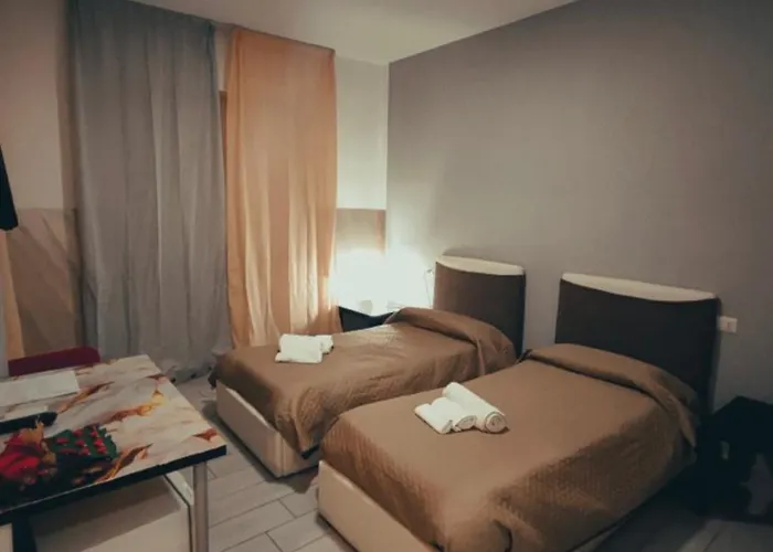 Neapolis Center 4* Napoli