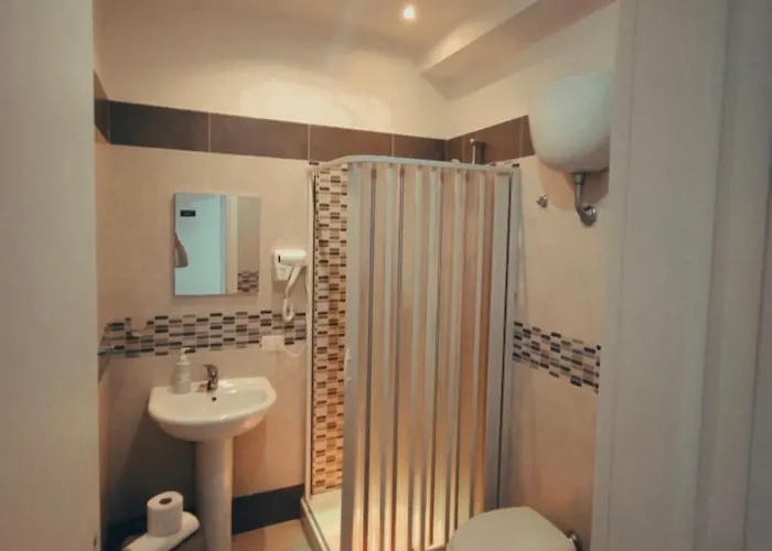 Neapolis Center 4* Napoli