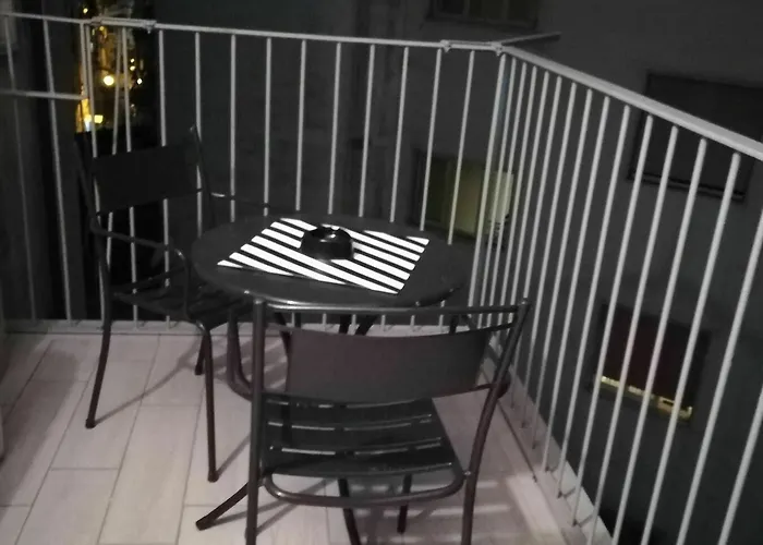 Neapolis Center Bed & Breakfast 4*