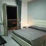 Neapolis Center 4* Неаполь