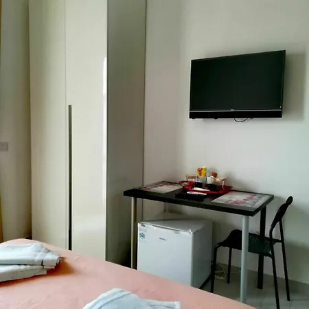 Neapolis Center Bed and Breakfast