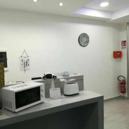 Neapolis Center فندق مبيت وإفطار